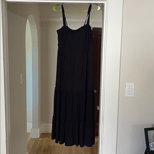 BE COOL Black Tiered Maxi Dress